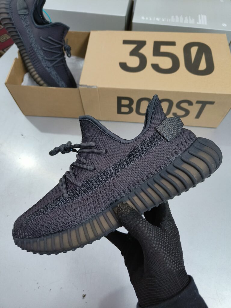 First copy Yezzy v2 reflective shoes for men (1)