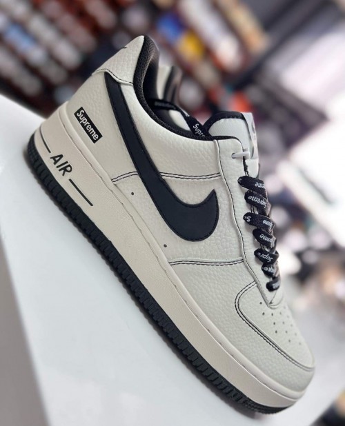 Nike airforce reflective sneakers 3400 (1)