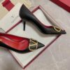 first copy Valentino Black Leather VLogo Pumps sandals - Image 3