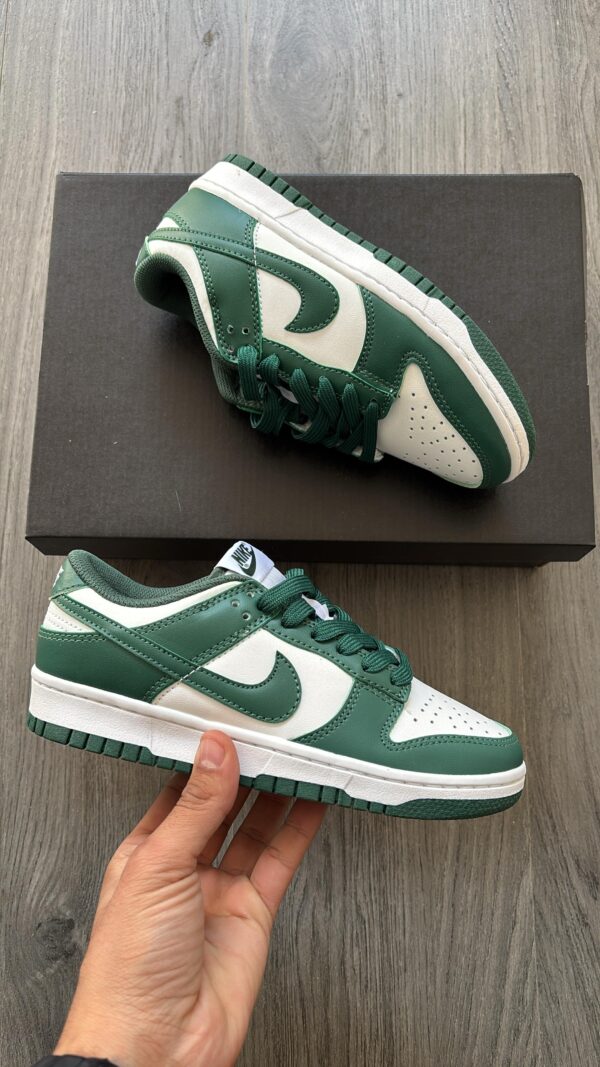 FIRST COPY Nike SB dunk green 