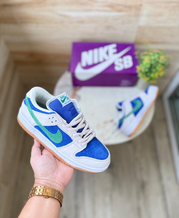 FIRST COPY Nike sb dunk phantom hyper royal malachite 