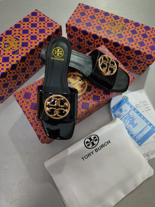 FIRST COPY Tory burch sandal for her - Image 5