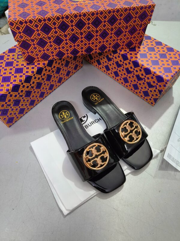 FIRST COPY Tory burch sandal for her