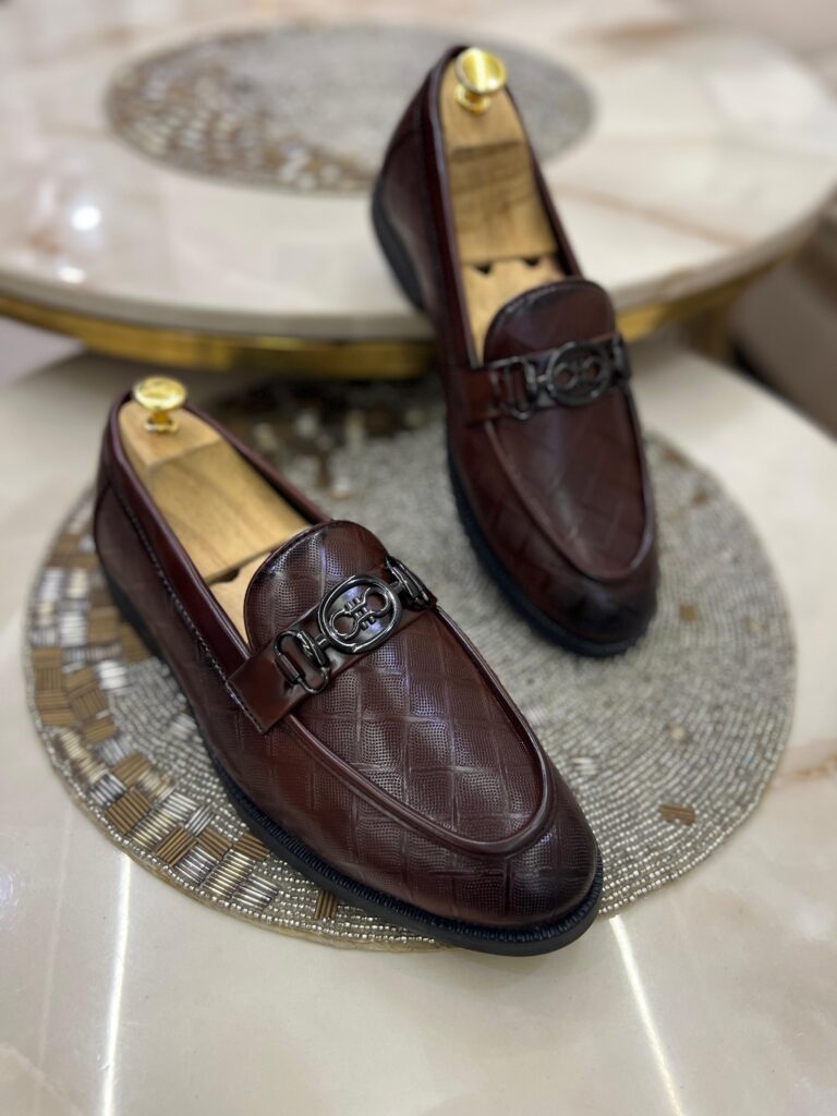 FIRST COPY FERRAGAMO moccasins (1)