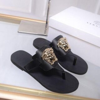 FIRST COPY VERSACE FLATS
