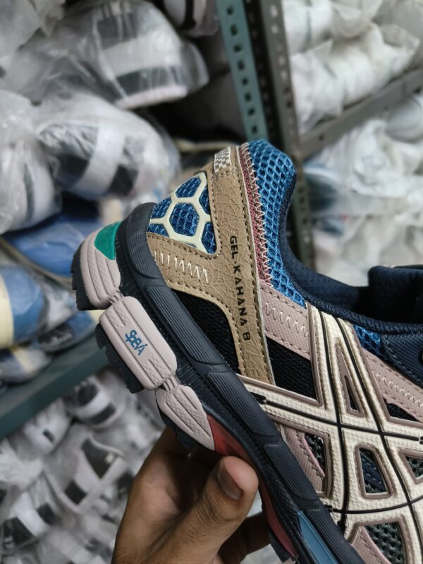 Asics Gel Kahana 8 FL Brown Blue - Image 5