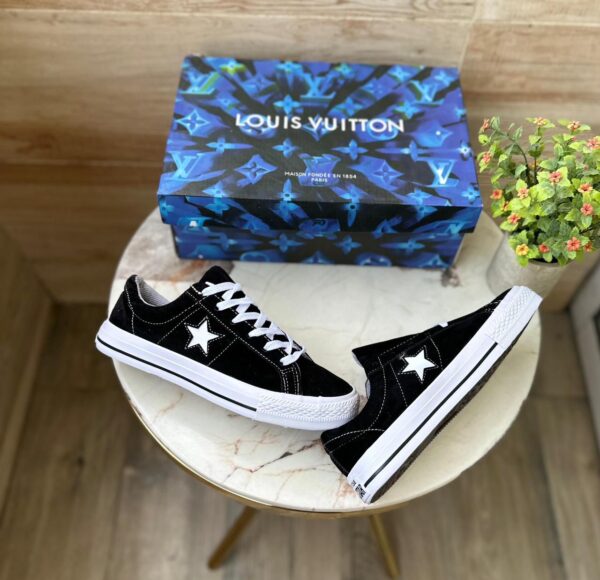 FIRST COPY Converse Star Vintage – Retro Vibes with Timeless Street Style
