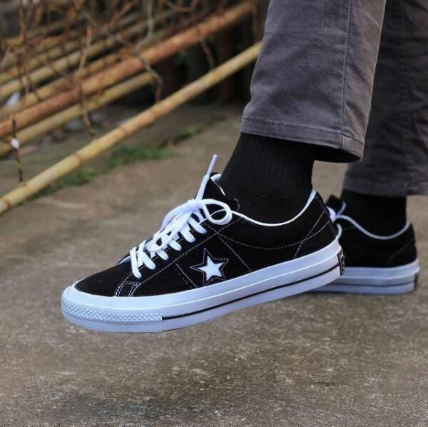 FIRST COPY Converse Star Vintage – Retro Vibes with Timeless Street Style - Image 3