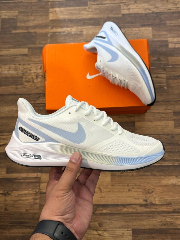 FIRST COPY Nike Guide 10 – Lightweight Comfort with Premium Support - Image 9