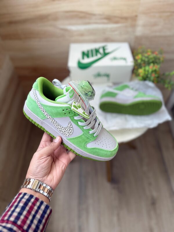 FIRST COPY Nike SB Dunk Chlorophyll 2025