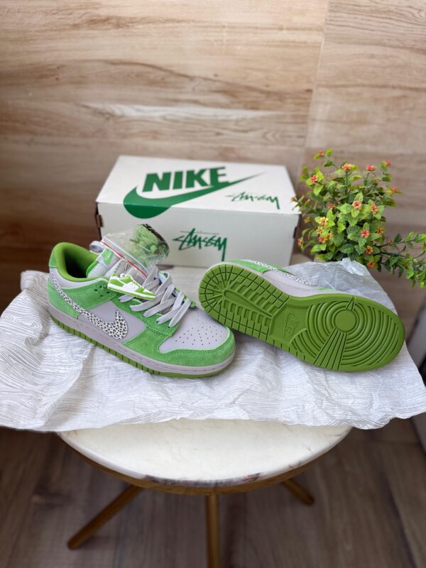 FIRST COPY Nike SB Dunk Chlorophyll 2025 - Image 3