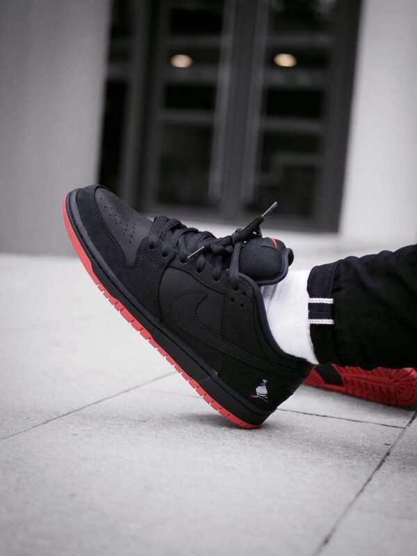 FIRST COPY Nike SB Dunk NYC Pigeon Black - Image 4
