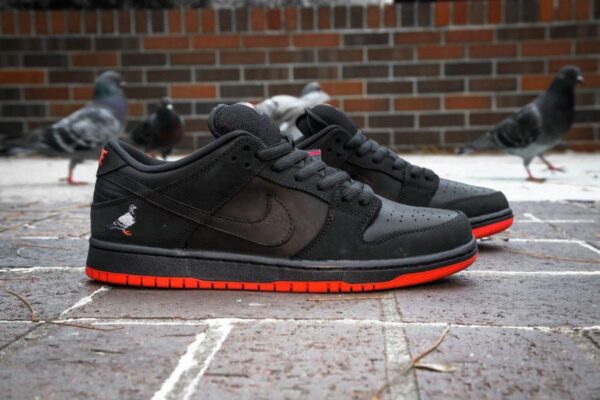 FIRST COPY Nike SB Dunk NYC Pigeon Black - Image 5