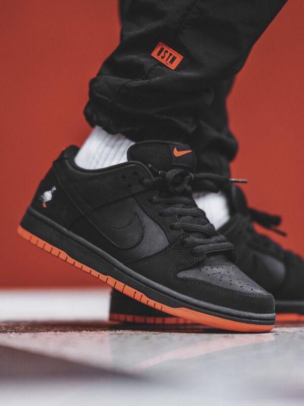 FIRST COPY Nike SB Dunk NYC Pigeon Black - Image 6