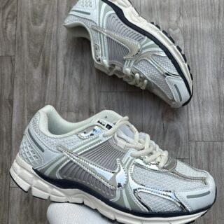 FIRST COPY Nike Vomero 5 – Performance Running