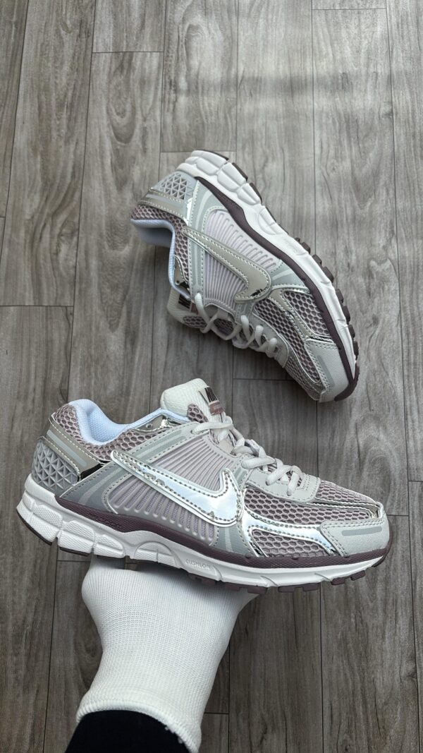 FIRST COPY Nike Vomero 5 – Performance Running - Image 4