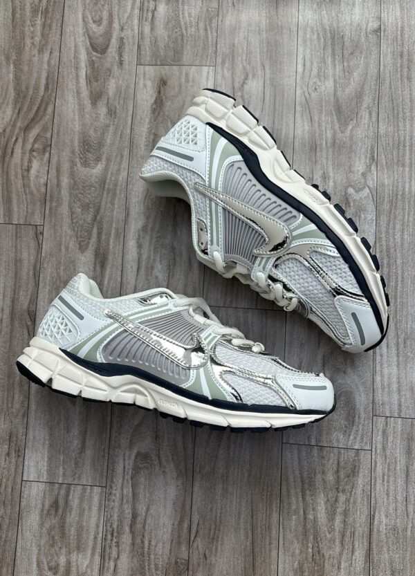 FIRST COPY Nike Vomero 5 – Performance Running - Image 5
