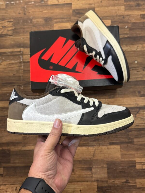 FIRST COPY NIKE TRAVIS SCOTT LOW SHOES NEW COLORS - Image 3