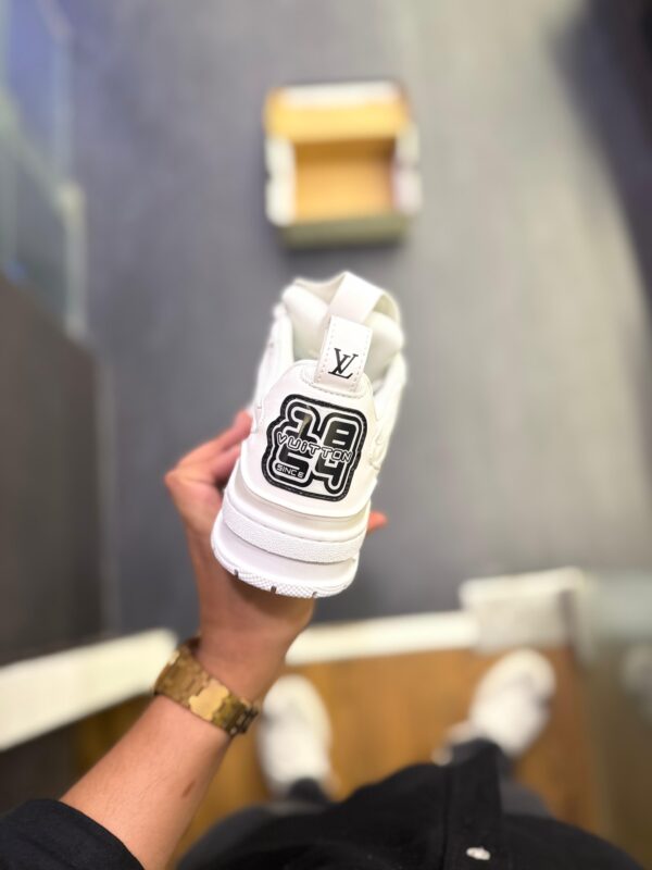 FIRST COPY LOUIS VUITTON TRAINERS 2024 - Image 2