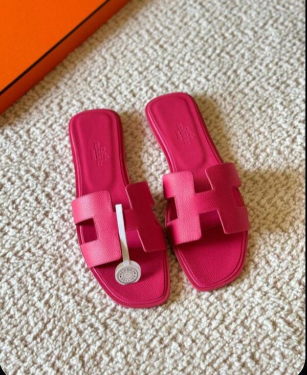 FIRST COPY Hermes Oran Flats in Stock - Image 5