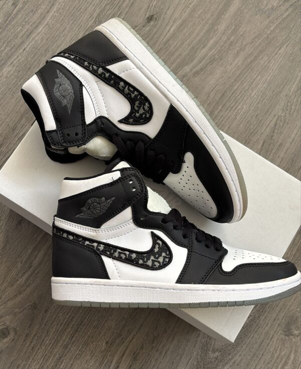 FIRST COPY Air jordan one dior black girls - Image 2