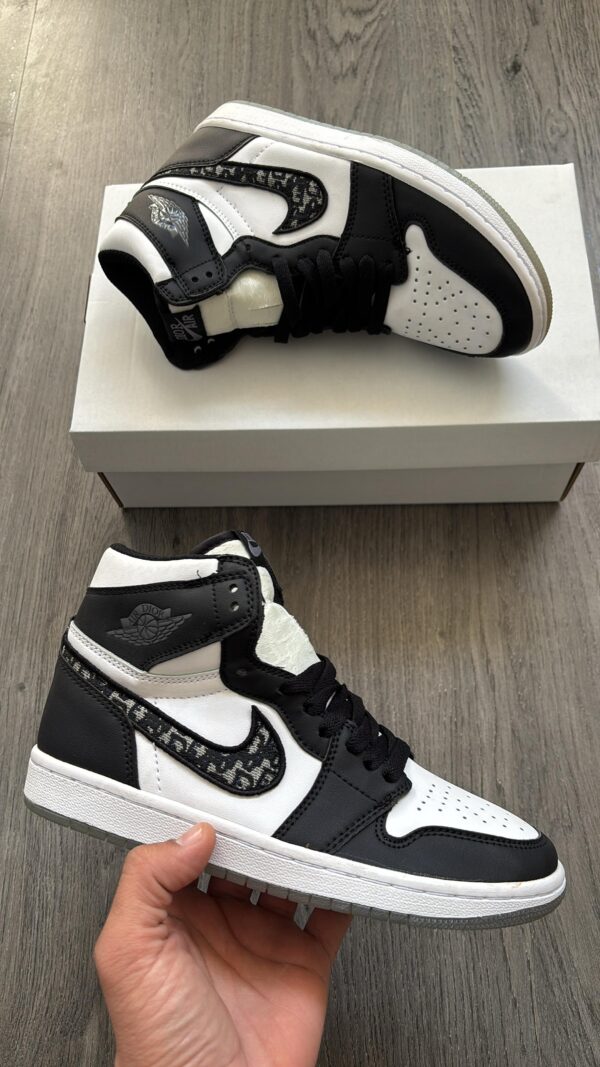 FIRST COPY Air jordan one dior black girls