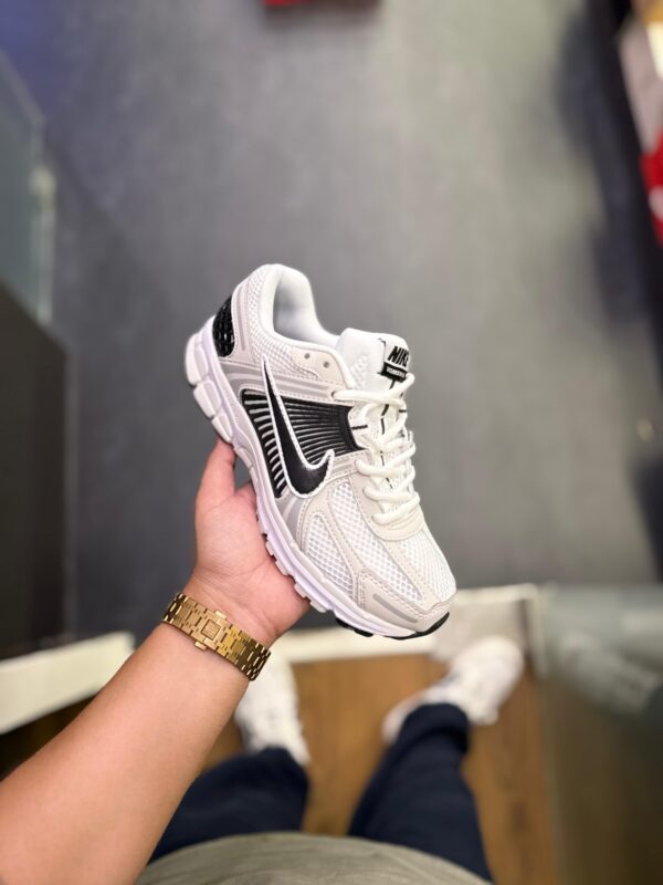 FIRST COPY NIKE ZOOM VOMERO PANDA - Image 4