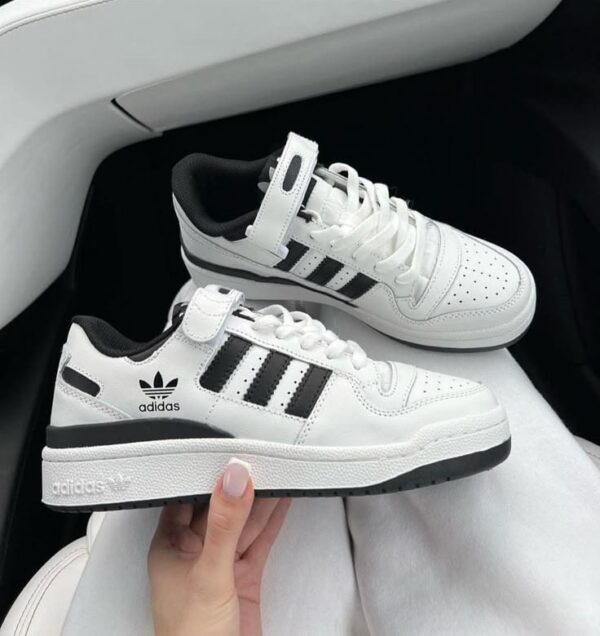 FIRST COPY ADIDAS FORUM LOW BLACK WHITE