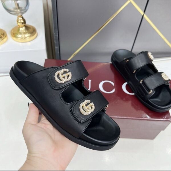 FIRST COPY GUCCI LEATHER SLIDES - Image 3