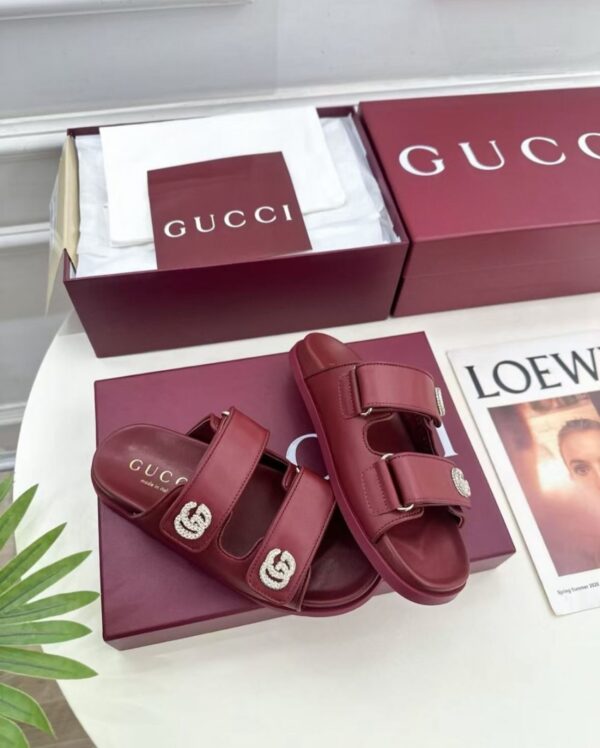 FIRST COPY GUCCI LEATHER SLIDES - Image 4