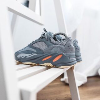 FIRST COPY ADIDAS YEEZY 700 'INERTIA'