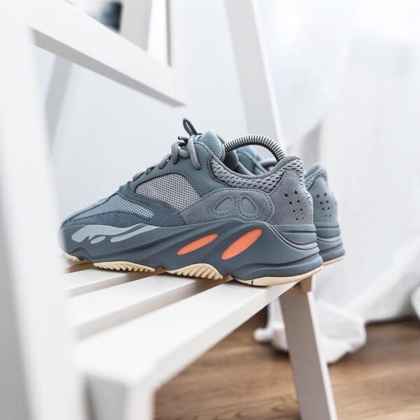 FIRST COPY ADIDAS YEEZY 700 'INERTIA'
