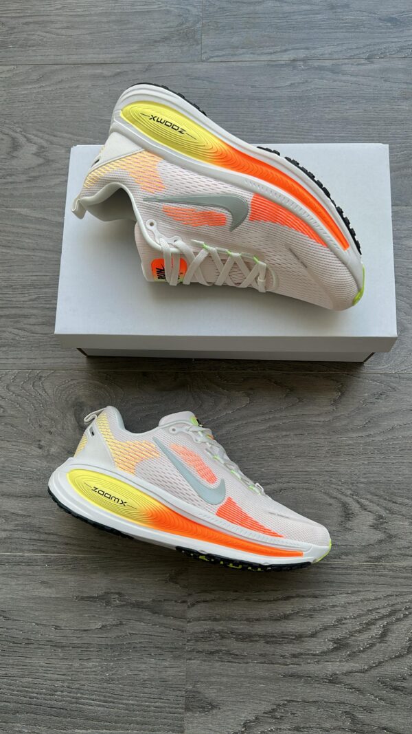 FIRST COPY NIKE ZOOM VOMERO 18 - Image 18
