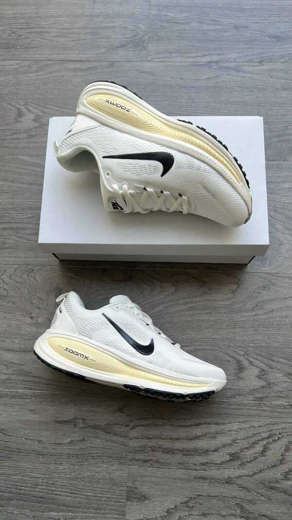 FIRST COPY NIKE ZOOM VOMERO 18 - Image 16