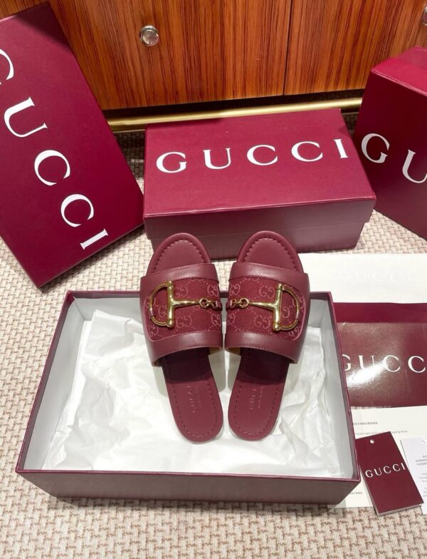 FIRST COPY GUCCI HORSE SHOE SLIDES - Image 3