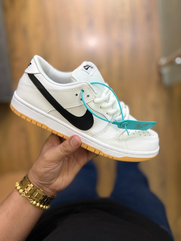 FIRST COPY NIKE SB DUNK LOW "WHITE GUM" FOR MEN - Image 2