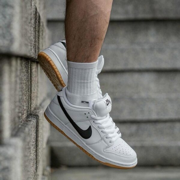 FIRST COPY NIKE SB DUNK LOW "WHITE GUM" FOR MEN - Image 9
