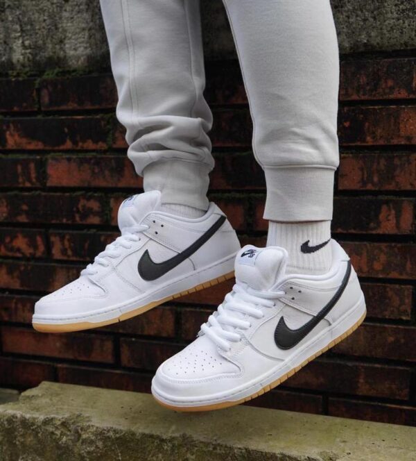 FIRST COPY NIKE SB DUNK LOW "WHITE GUM" FOR MEN - Image 5