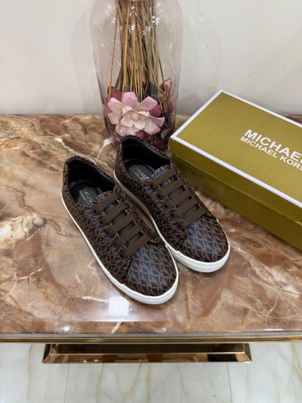 First Copy Michael Kors Sneakers – Luxury Streetwear - Image 2