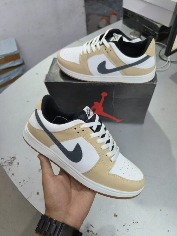 First Copy Nike Dunks – Black Cream Edition
