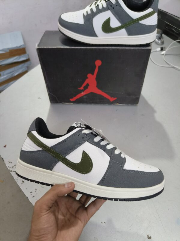 First Copy Nike Dunks – White Gray Edition