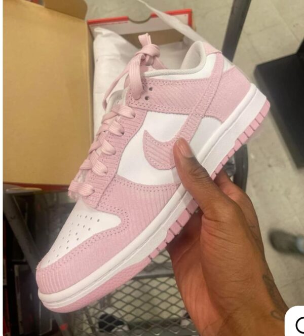 FIRST COPY NIKE SB DUNK LOW PINK CORDUROY - Image 2