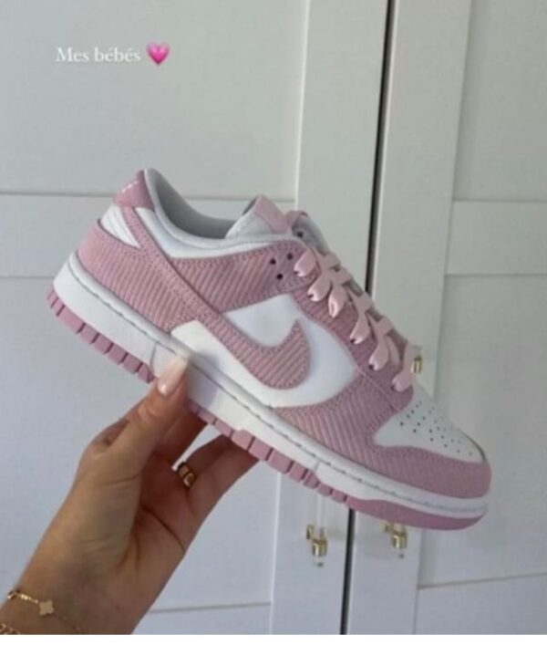FIRST COPY NIKE SB DUNK LOW PINK CORDUROY
