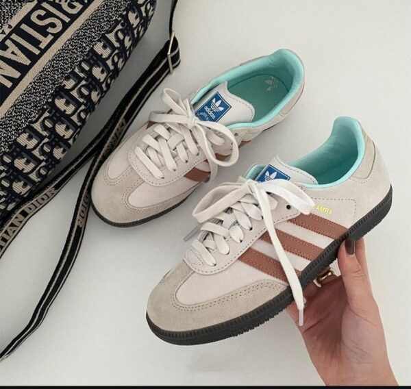 Adidas Originals Samba “Clay Strata” – Classic Low-Profile Sneakers