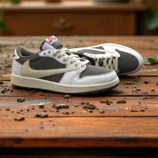 FIRST COPY NIKE TRAVIS SCOTT REVERSE MOCHA
