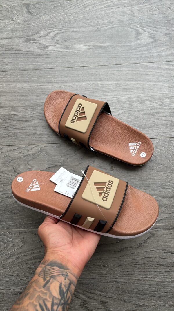 First Copy Adidas Slides – Everyday Comfort, Iconic Style - Image 2
