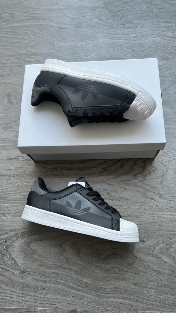 First Copy Adidas Superstar Sneakers – Timeless Streetwear Icon - Image 2