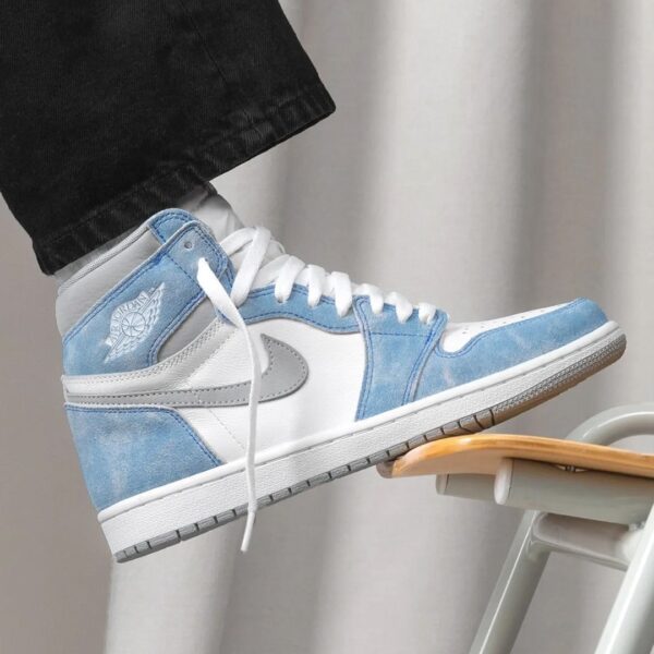 First Copy Air Jordan 1 Hyper Royal | Premium Quality High-Top Sneakers