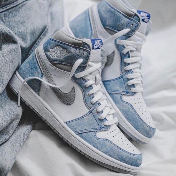 First Copy Air Jordan 1 Hyper Royal | Premium Quality High-Top Sneakers - Image 4