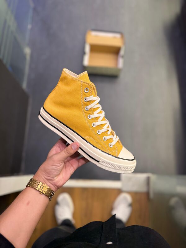 First Copy Converse Chuck 70 Mid Yellow – Premium Showroom Retro Sneakers - Image 2